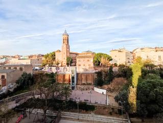 Appartement à Ajuntament-Maragall. Ático en venta en zona centro de ripollet, barcelona.