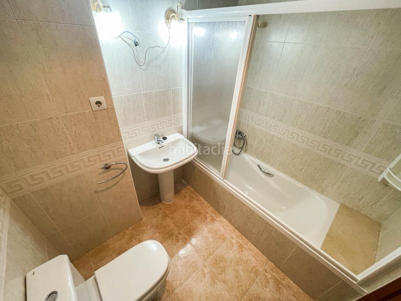 Foto 51a9a30c-1469-41b1-8107-9d0a72017d21. Zweistöckige wohnung mit heizung parking in Olesa de Montserrat