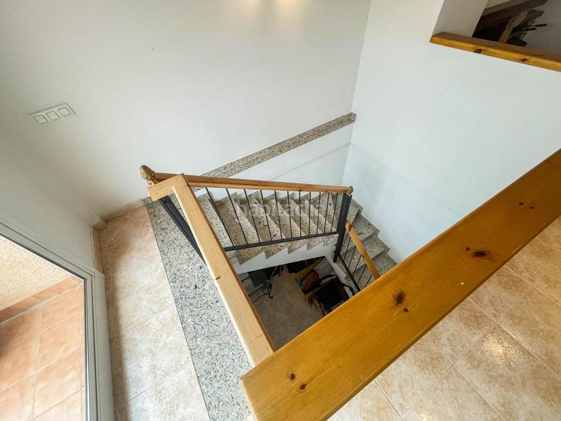 Foto 6825bb4b-2bea-488c-8677-30998a1ea8b6. Zweistöckige wohnung mit heizung parking in Olesa de Montserrat