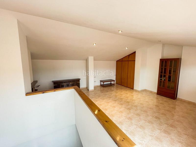 Foto 83b448a3-ab29-4e8f-a644-16b38524f4a3. Zweistöckige wohnung mit heizung parking in Olesa de Montserrat