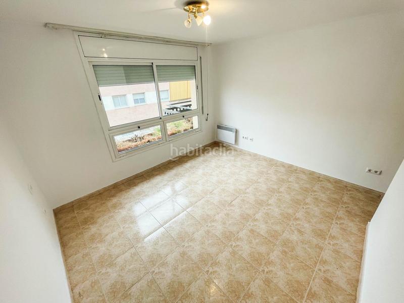 Foto 8bec23cc-11e6-41ec-8c5b-416206cc8657. Zweistöckige wohnung mit heizung parking in Olesa de Montserrat