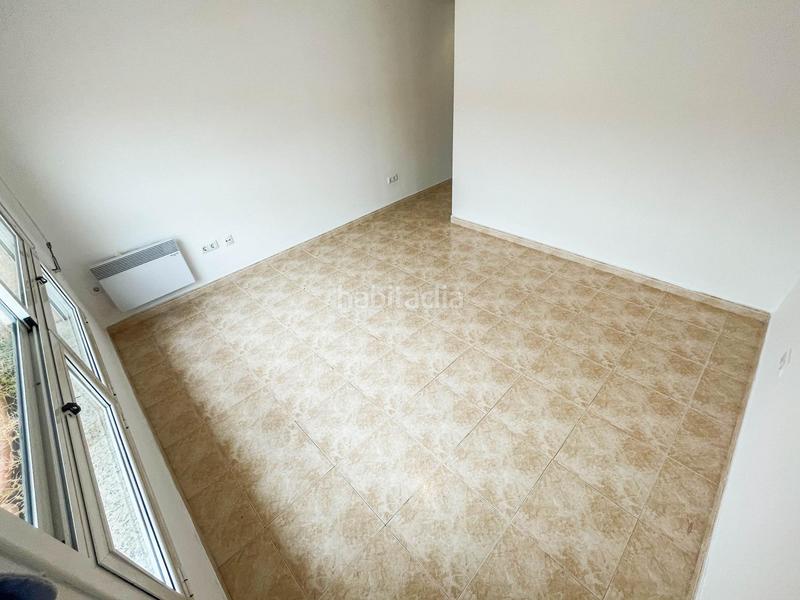 Foto e435667c-b342-487c-9e65-531e5284b4c9. Zweistöckige wohnung mit heizung parking in Olesa de Montserrat