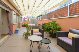 Erdgeschoss in La Marina del Port. Bajos en venta con inquilino en la marina del port de barcelona