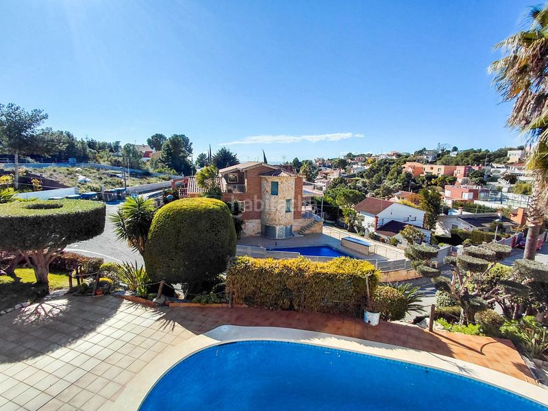 Foto 1739a334-8743-4983-a8ff-88c0474e7501. Xalet amb calefacció aparcament piscina a Segur de dalt Segur de Calafell