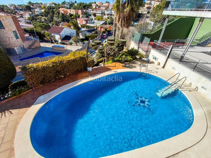 Foto 24fd2b8d-e7d0-41d6-939a-06b7080c8075. Xalet amb calefacció aparcament piscina a Segur de dalt Segur de Calafell