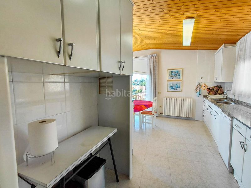 Foto c7fc8101-f2e3-4cf7-b216-827e79c230c9. Xalet amb calefacció aparcament piscina a Segur de dalt Segur de Calafell