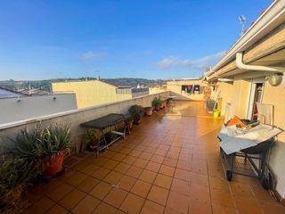 Dúplex a Olesa de Montserrat. Ático dúplex en venta con amplia terraza en olesa de montserrat