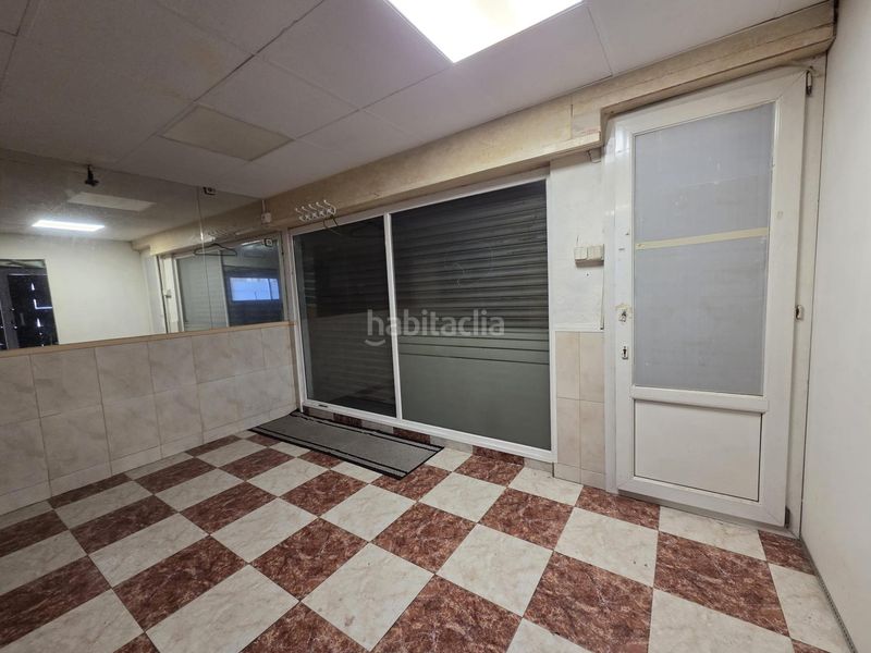 Foto 3f16059e-6985-4e20-bfee-50fe356ac638. Lloguer local comercial a Martorell