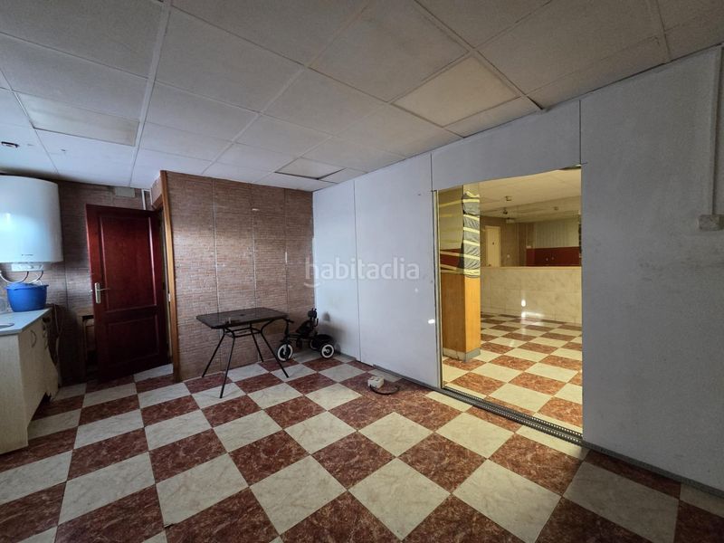 Foto 5fb88615-b20a-4a29-b206-66b1b6b2038f. Lloguer local comercial a Martorell