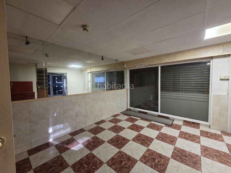 Foto 9d773442-3b04-4af7-8666-a49a2e80a406. Lloguer local comercial a Martorell