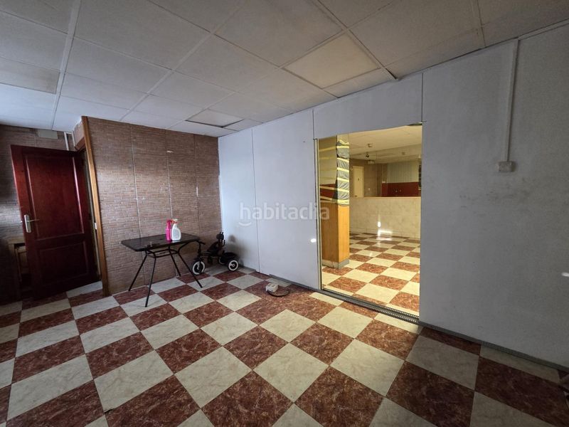Foto bc4b4a63-eb06-4767-af89-a5c68b0de761. Lloguer local comercial a Martorell