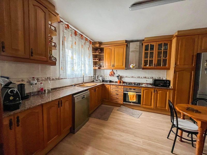 Foto 02123a9d-ecf5-4888-9275-125bbc49ac34. Xalet amb calefacció piscina a Can Rial Esparreguera