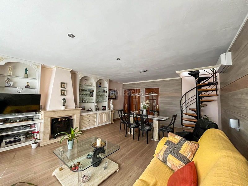 Foto 1fe7c34e-07df-46ef-8d2d-05cd02ed32d8. Xalet amb calefacció piscina a Can Rial Esparreguera