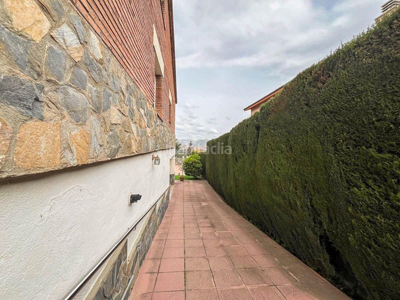 Foto 2475003c-8a00-4558-8c27-c36a1dc1e419. Xalet amb calefacció piscina a Can Rial Esparreguera