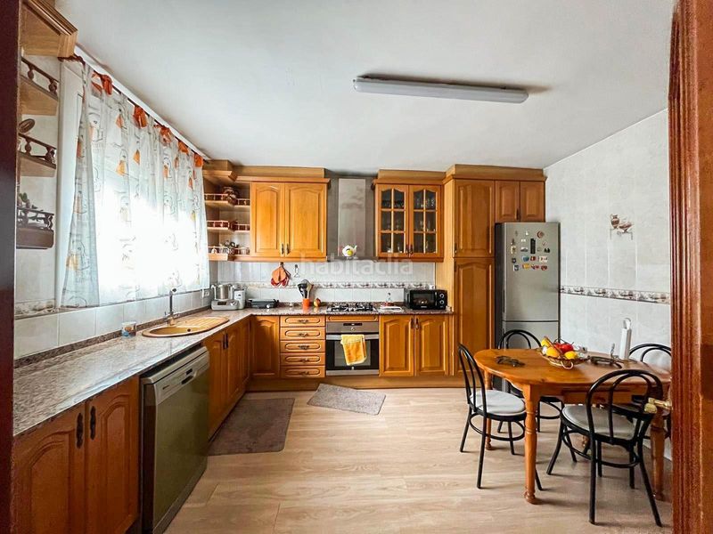 Foto 2aaa83b2-17f2-49a3-aa70-0a3c4c2d6105. Xalet amb calefacció piscina a Can Rial Esparreguera