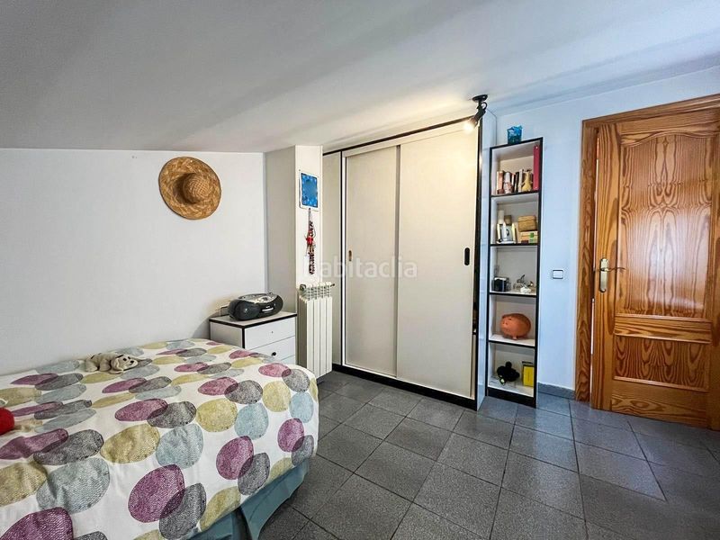 Foto b68df241-674b-4b70-b861-6e8cdc7ffc40. Xalet amb calefacció piscina a Can Rial Esparreguera