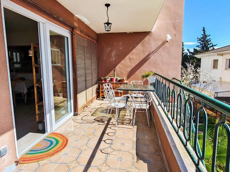 Foto 0f06f0bb-b2df-4276-8f64-b343d17147c6. Pis amb aparcament a Segur Platja Segur de Calafell