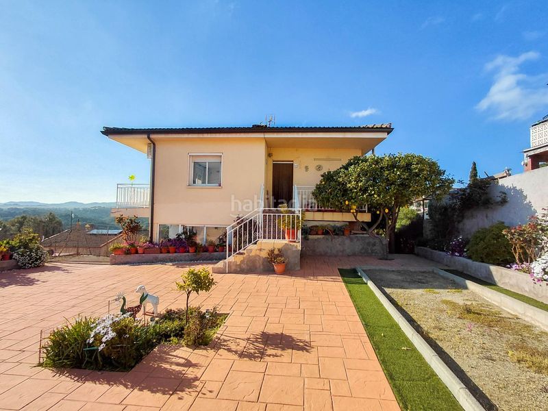 Foto 5cdbc5a7-6e4a-4e8f-a79b-efee86b24897. Casa amb aparcament a Hostalets de Pierola (Els)