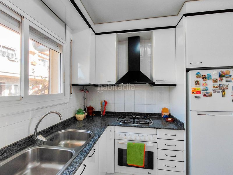 Foto ab9fc5b2-a3db-4c58-a399-c3172e38c171. Casa amb aparcament a Hostalets de Pierola (Els)
