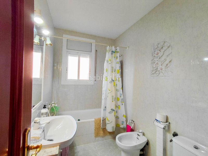 Foto c7e4bb2e-7059-480f-8046-46d58fc2d6f7. Casa amb aparcament a Hostalets de Pierola (Els)