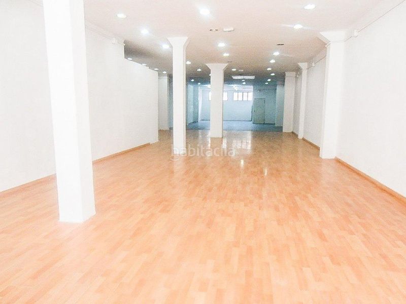 Foto 787f62e5-383d-4127-864b-b8d7584774e5. Local comercial a Creu de Barberà Sabadell