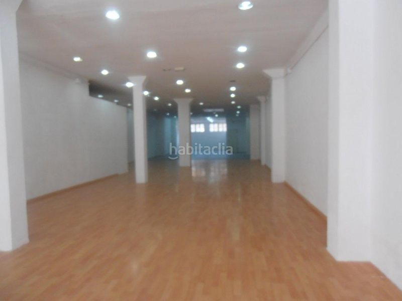 Foto 7b79a814-2e96-4281-9aca-56e114f518e7. Local comercial a Creu de Barberà Sabadell