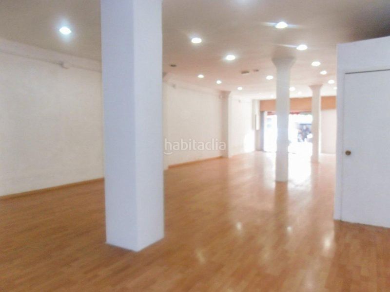 Foto e51baaae-6b31-4122-9d56-5e21a2451540. Local comercial a Creu de Barberà Sabadell