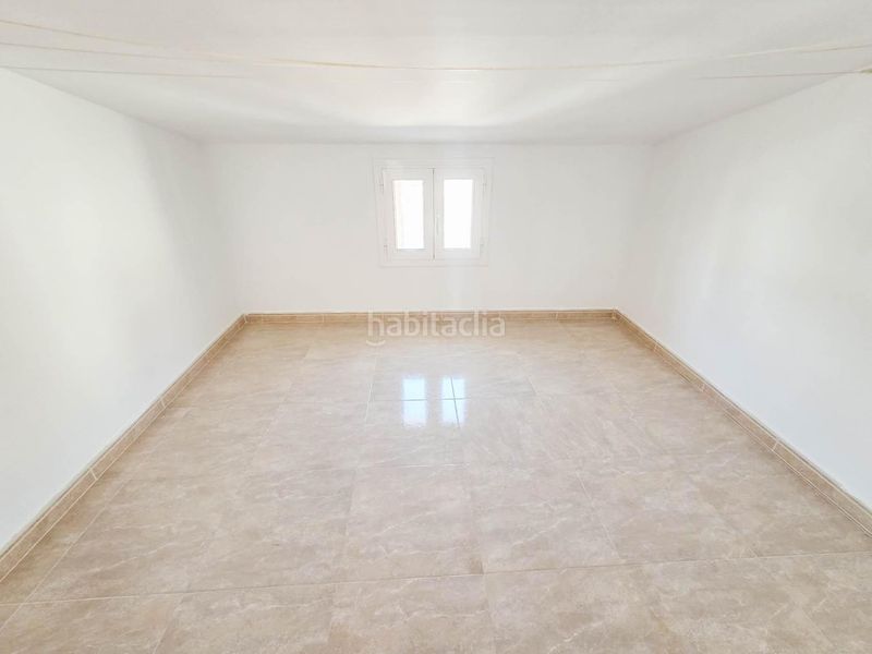 Foto 344adfbb-8066-4697-aa44-96ff36df11b6. Casa adossada amb calefacció aparcament a Vilanova del Camí