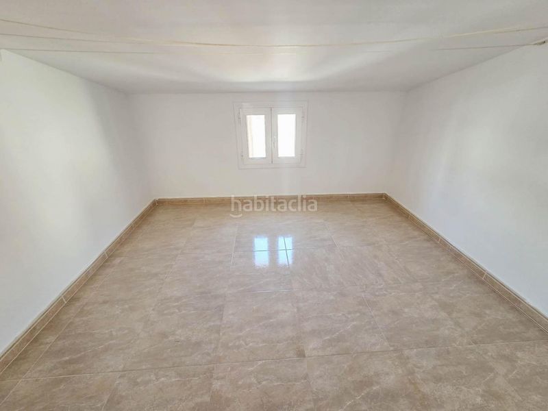 Foto b0dee5d8-4262-4baa-a416-5fc3a8e8871e. Casa adossada amb calefacció aparcament a Vilanova del Camí