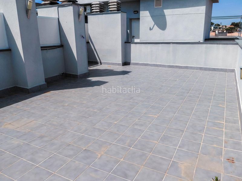 Foto d2e05d4c-ddb7-4b55-ada4-4ca32483d406. Dachwohnung mit parking pool in Cunit residencial Cunit