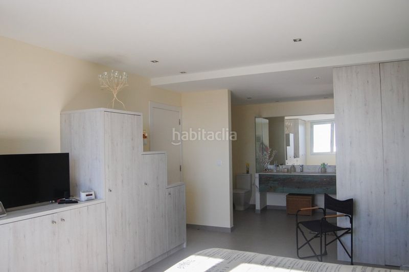 Foto 2016a5af-e52f-459b-bce6-80c883945126. Haus mit parking pool in costa Cunit - els jardins - els rosers Cunit