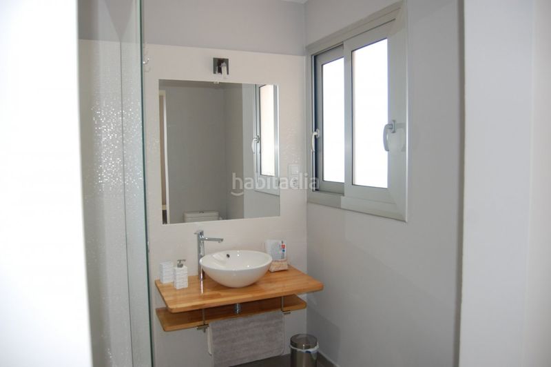 Foto 8b2ef17b-04f5-459b-91dc-7571492e46d9. Haus mit parking pool in costa Cunit - els jardins - els rosers Cunit