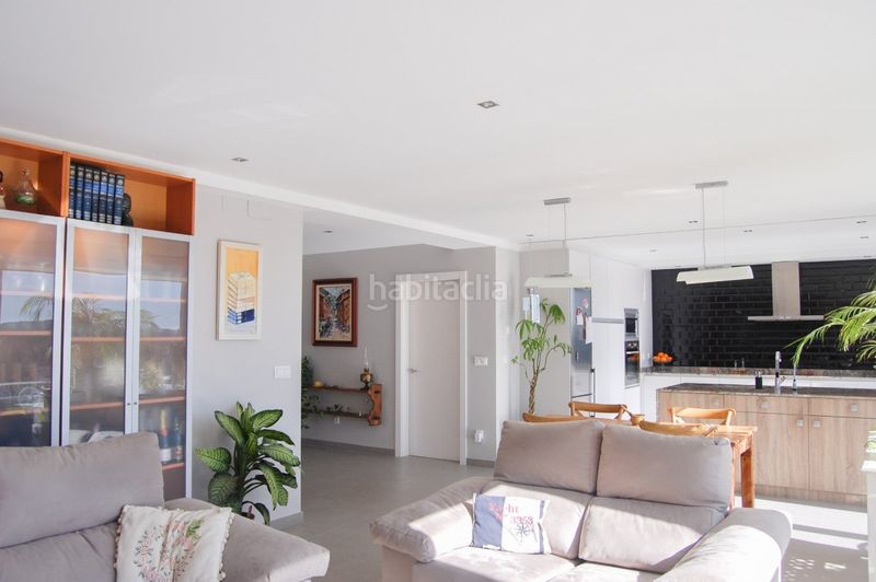 Foto 92348d81-76d2-48a9-aa52-392b126071a5. Haus mit parking pool in costa Cunit - els jardins - els rosers Cunit