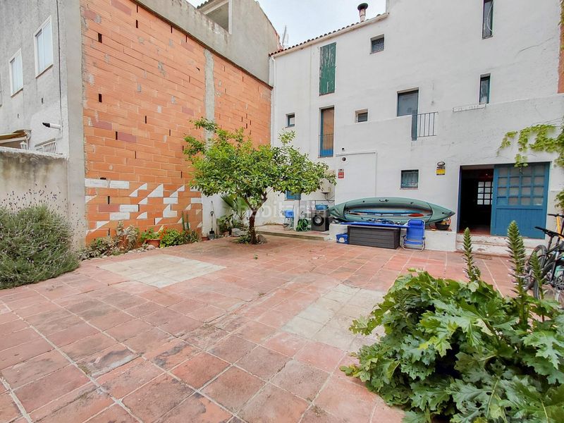 Foto 566c0c46-3e9b-45f9-8d28-4d14e4b3aefc. Casa adossada a Can Nicolau - Les Sorres - Valparaiso Cunit