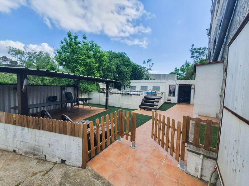 Foto f7a8e3c0-cee8-4db9-b86b-756ad61a8b7b. Casa amb aparcament piscina a Castellbisbal