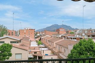 Pis a Nucli Urbà. Piso en venta en esparreguera con plaza de parking y maravillosa
