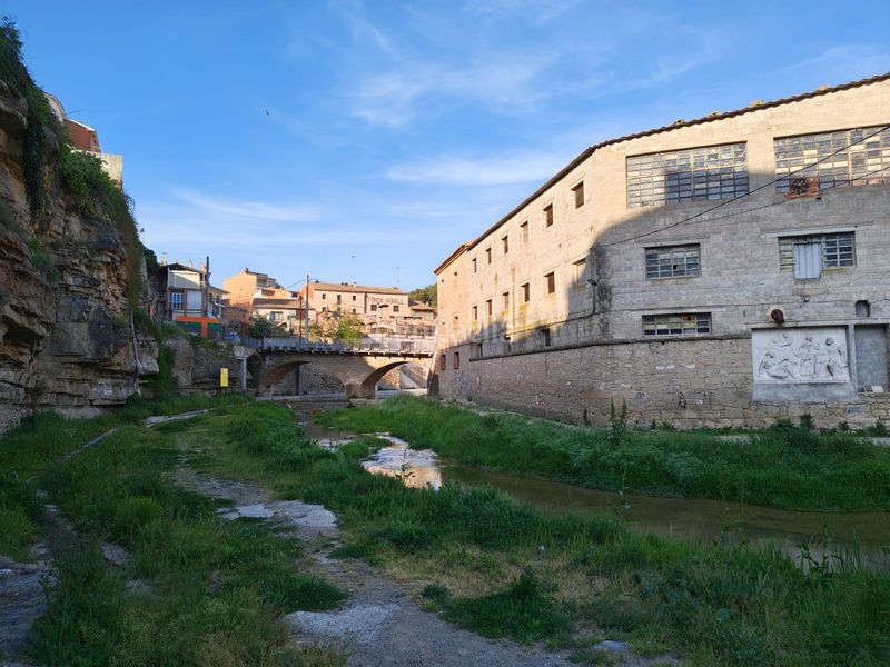 Foto 7e63b505-4696-4e6f-8e7e-6a72916c6ef3. Edifici a Monistrol de Calders