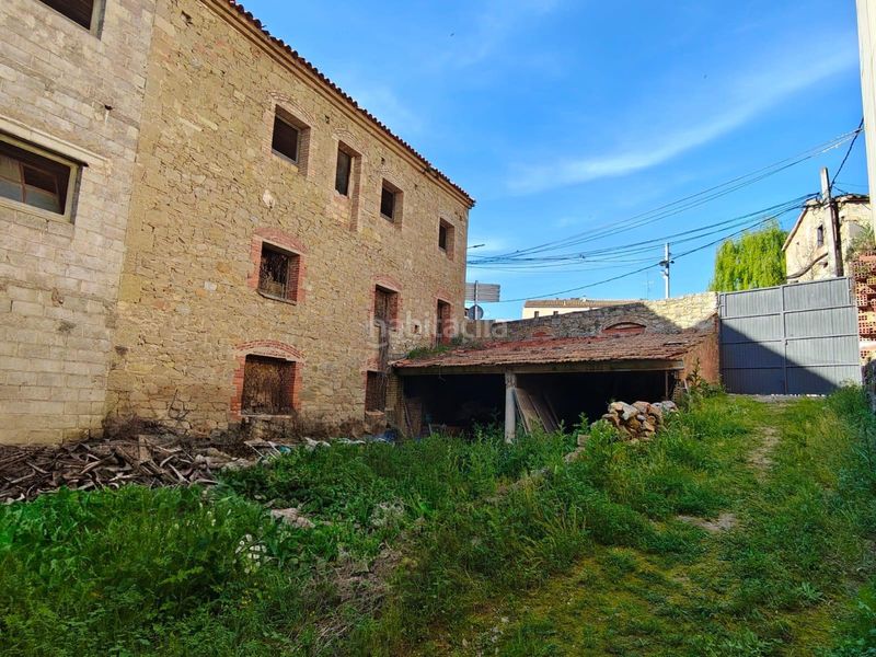 Foto a9c95615-99e8-46dd-bff9-2c425cabecc4. Edifici a Monistrol de Calders