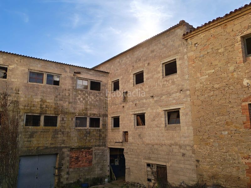 Foto c61919a6-00ac-45d0-b036-af6e8ad43b99. Edifici a Monistrol de Calders