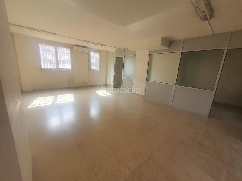 Foto 026393de-0ae4-43e2-b66e-d685dab8fc07. Local comercial a Martorell
