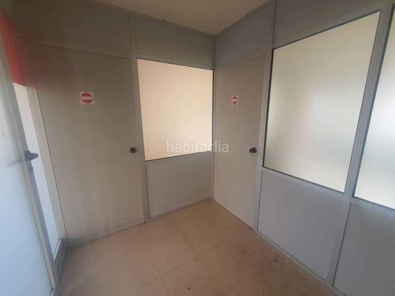 Foto 5920cc1f-8093-4bad-b058-c40e93b7f8cd. Local comercial a Martorell