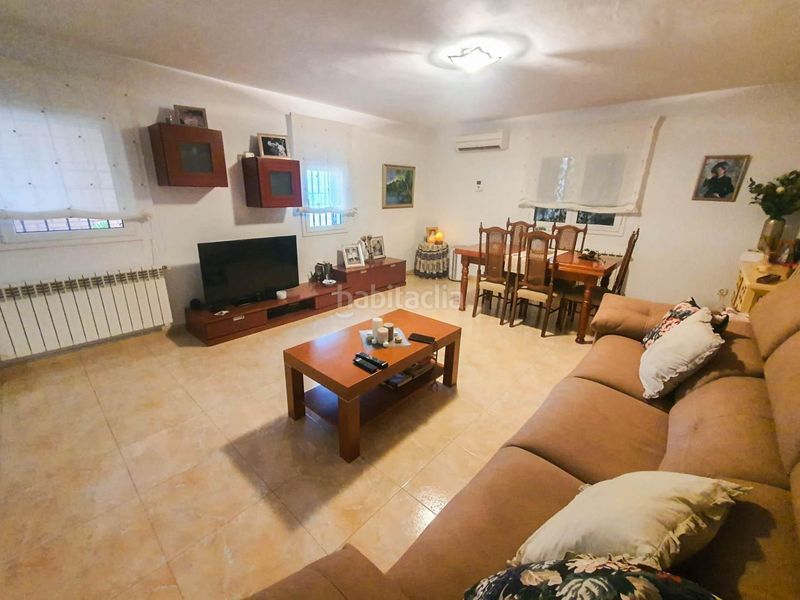 Foto 1c9e34aa-c158-486a-9bd2-03090eb7018a. Xalet amb calefacció aparcament piscina a Castellbisbal