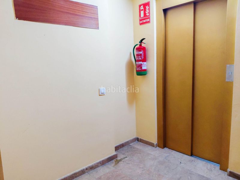 Foto e62dc5a1-ca42-4e6b-b260-a0991852cdc4. Pis amb calefacció piscina a Segur de Calafell nucli urbà Segur de Calafell