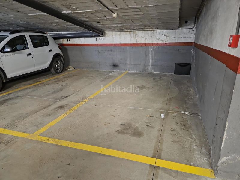 Foto 7cd771e9-c223-4c5d-b438-1d13ae6ef6a7. Aparcament cotxe a Martorell