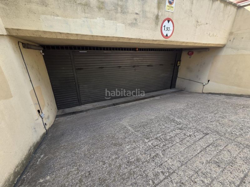 Foto f990e87b-53ad-442d-9a32-300c674c2e3d. Aparcament cotxe a Martorell