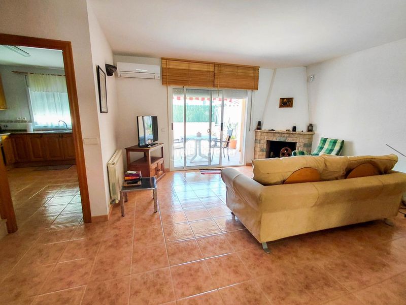 Foto 928e3efc-a4b2-4236-8b6c-e0767d125f24. Casa adossada amb calefacció aparcament a Cunit residencial Cunit