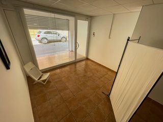 Geschäftsraum in Hostalets de Pierola (Els). Local en venta en el centro de els hostalets de pierola con posi