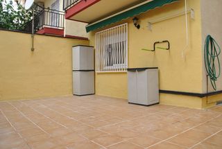 Lloguer Planta baixa a Segur de Calafell Nucli Urbà. Planta baja con gran terraza en segur de calafell  tarragona
