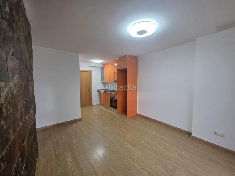 Foto 392fef40-bafc-4567-b8fe-b9ea0c2e4092. Loft a Olesa de Montserrat