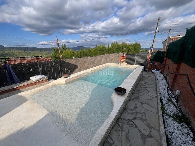 Foto e4559dd1-8f14-4cf7-8a51-244d7b24d348. House with heating pool in Mas d´en Gall Esparreguera